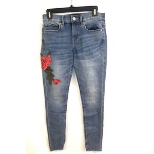 Express Size 4R Ankle Legging Jean's Mid Rise Floral Design Very cute, like new!